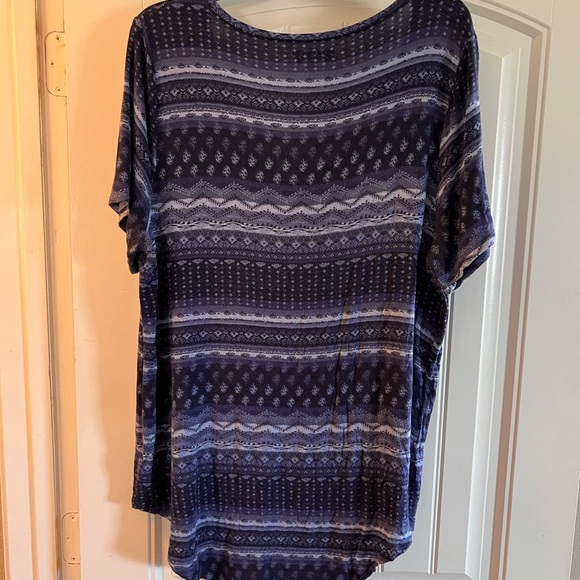 Mudd Tunic V Neck Top - Picture 2 of 5